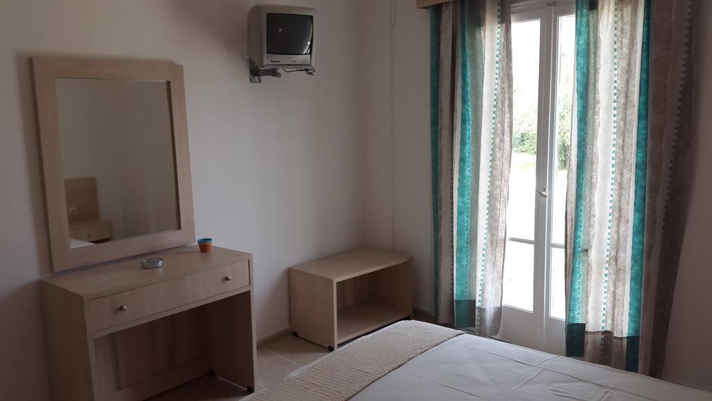 Foteinos Apartments Perivolion Ngoại thất bức ảnh